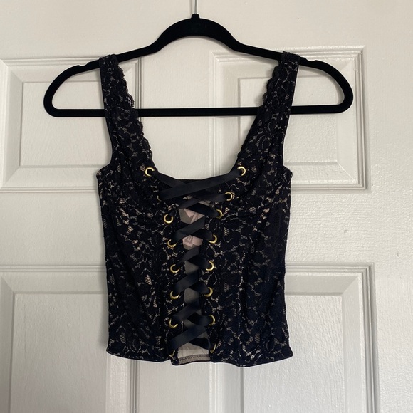 Victoria’s Secret Corset - Picture 1 of 4